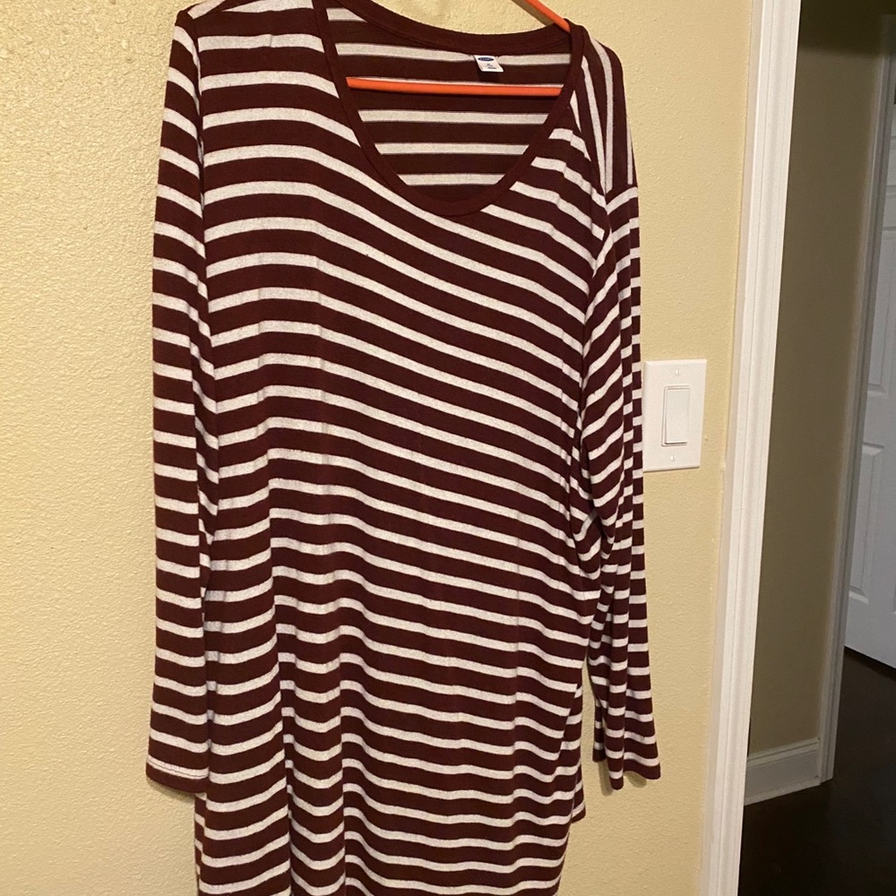 Old Navy Sweater